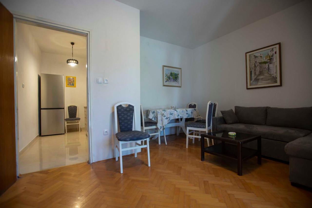 Apartments Davorka Šimuni Buitenkant foto